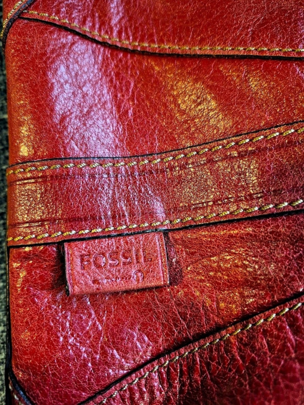 Fossil Pebbled Leather Tote in Red - Picture 5 of 16